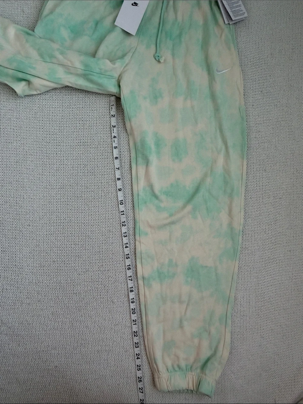 NWT! Nike Sportswear Cloud Dye Sweat Set Green/White Size Medium